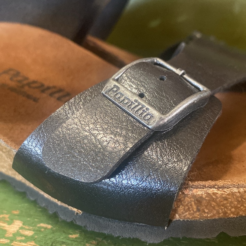 Papillio- Size 40, Ladies 9- Wedge Sandal
Made in Portugal, By Birkenstock - Picture 8 of 14